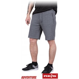 Spodnie-z-krótkimi-nogawkami-wykonane-z-dzianiny-poliestrowo-bawełnianej-gumka-w-pasie - ADVENTURE-SHORTS-ciemnoszare